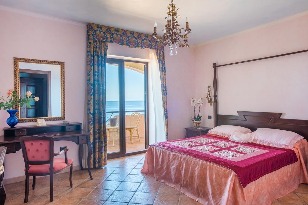 Hotel Lido Degli Spagnoli Wellness & Spa Portoscuso Exterior photo